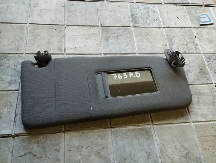 Audi A6 S6 C5 4B (1997 - 2001) 4B0857552A Солнцезащитный козырек — фото 1