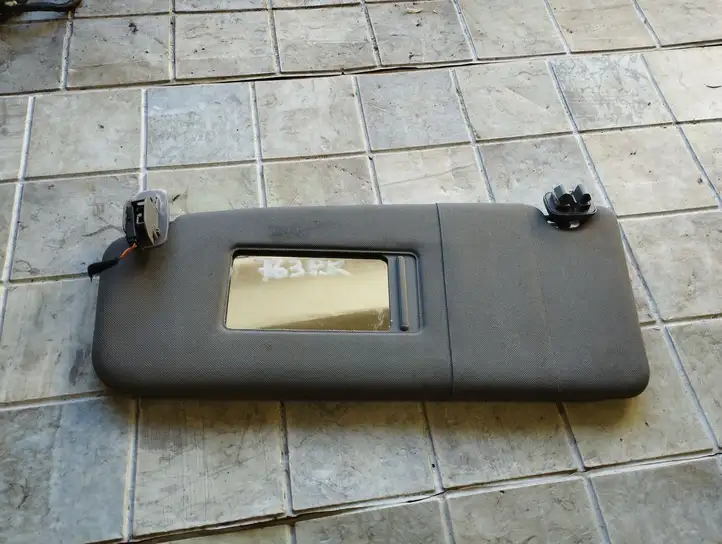 Audi A6 S6 C5 4B (1997 - 2001) 4B0857551 Солнцезащитный козырек — фото 1