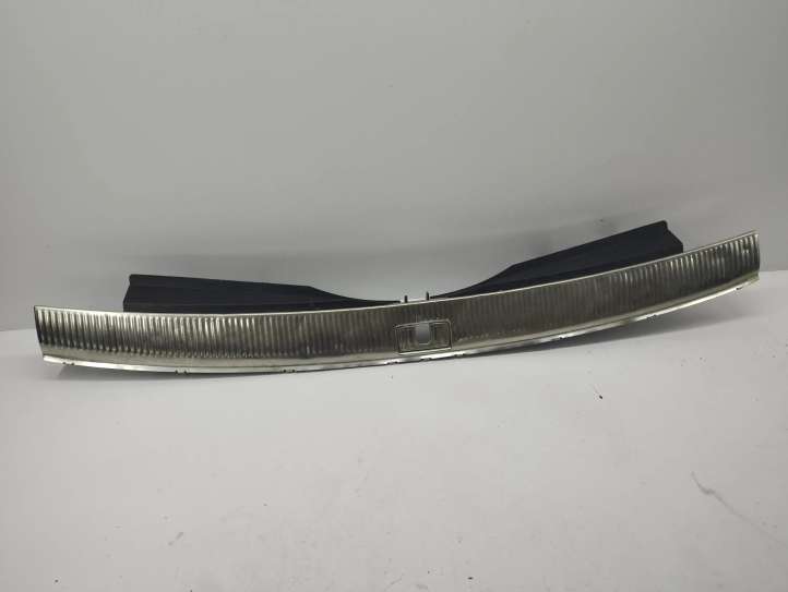 Audi Q7 (2005 - 2009)  4L0864483 Отделка порога багажника