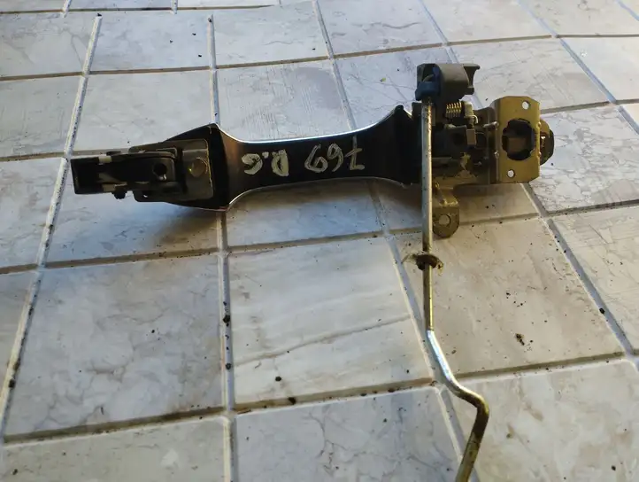 Honda CR-V (2006 - 2009)   Наружная ручка