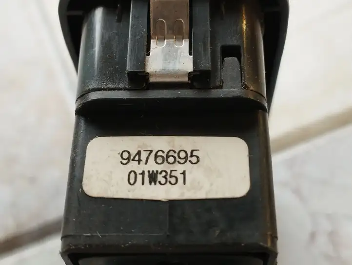 Volvo S80 (1998 - 2004) 9476695 Кнопка стеклоподъемников — фото 3
