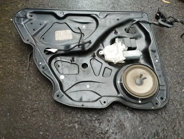 Volkswagen PASSAT B6 (2005 - 2010)  98086110Z Передний комплект электрического механизма для подъема окна
