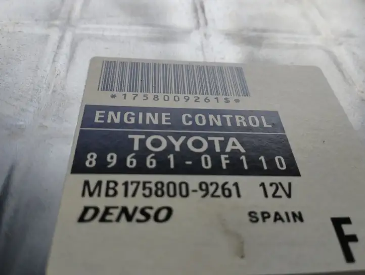 Toyota Corolla Verso AR10 (2004 - 2009) 896610F110 Блок управления двигателем (ЭБУ) — фото 2