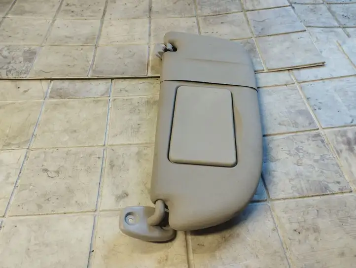 Peugeot 206 (1998 - 2012) Солнцезащитный козырек — фото 4