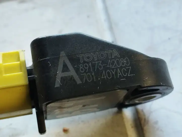 Toyota RAV 4 (XA30) (2006 - 2016) 8917342080 Датчик удара SRS — фото 2