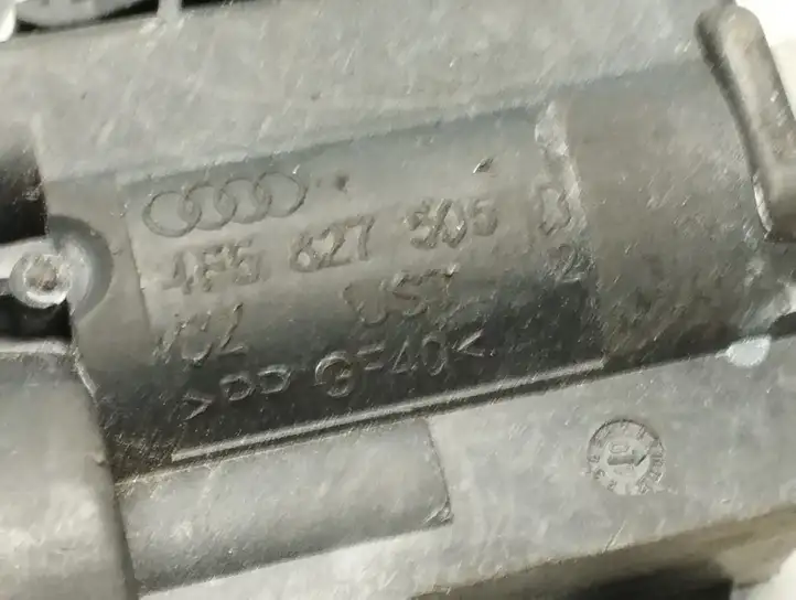 Volkswagen Jetta V (2005 - 2010) 4F5827505 Замок крышки багажника — фото 2