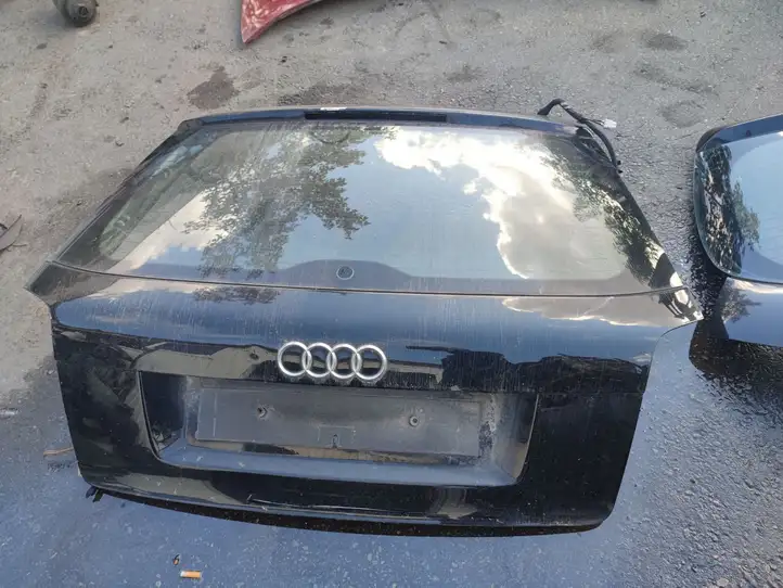 Audi A3/S3 8P (2004 - 2008) Крышка багажника — фото 1