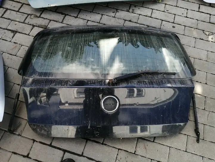 BMW 1 E81 E87 (2004 - 2011) Крышка багажника — фото 1