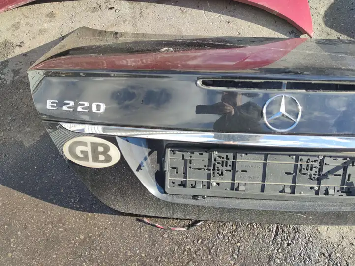 Mercedes-Benz E W211 (2002 - 2009) Крышка багажника — фото 2