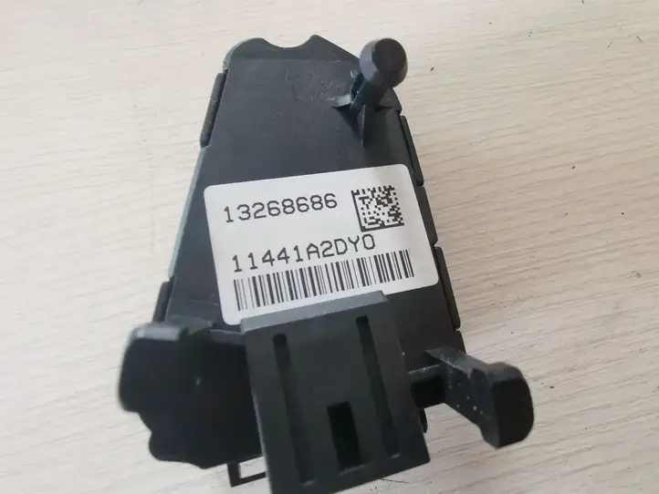 Opel Insignia A (2008 - 2017) 13268686 Кнопки на рулевом колесе — фото 3
