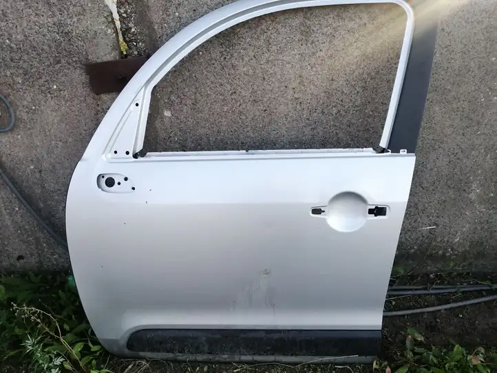 Citroen C3 Picasso (2010 - 2017) Дверь — фото 1