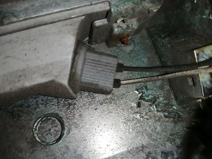 Chevrolet Captiva (2006 - 2011) 96830133 Подсветка номера — фото 6