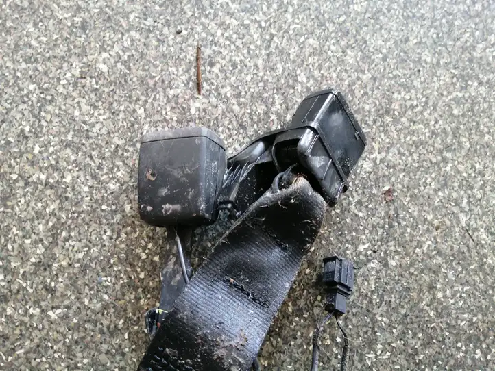 Seat Ateca (2016 - )  81A857739 Задний средний замок ремня