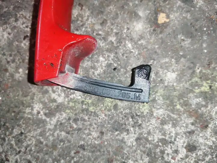 Volkswagen Up (2011 - ) 5N0837205M Наружная ручка задней двери — фото 3