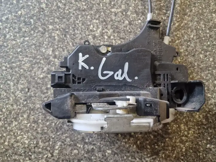 Mitsubishi Colt (2004 - 2008)   Замок задней двери