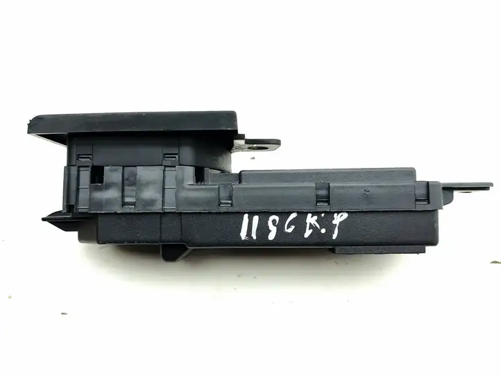 Maserati Quattroporte (2003 - 2008) 501201320003 Блок кнопок стеклоподъемников — фото 4