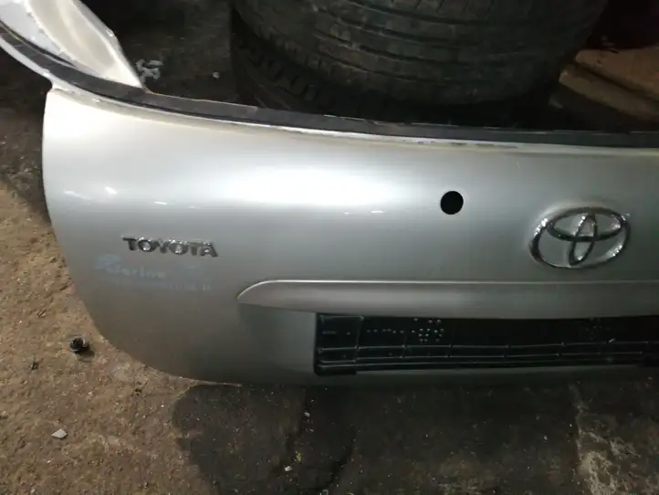 Toyota Corolla E120 E130 (2004 - 2007) Крышка багажника — фото 3