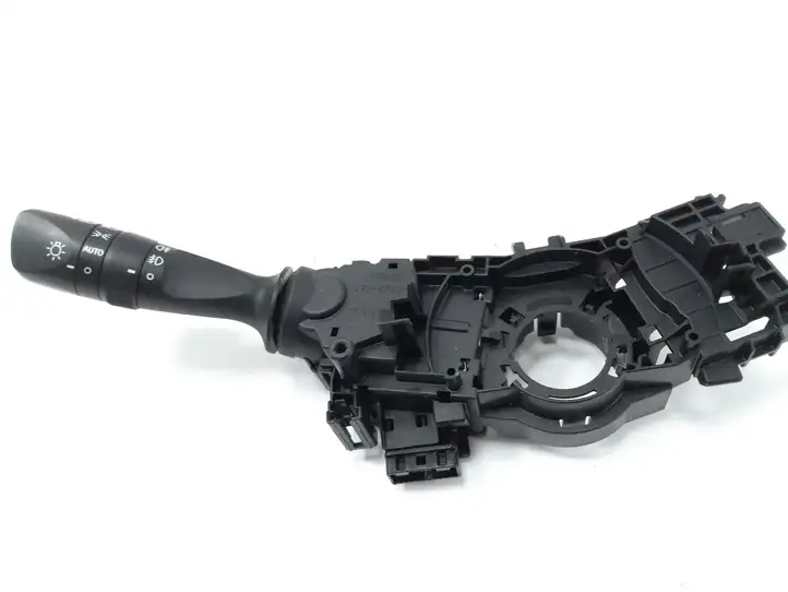 Toyota Auris E180 (2012 - 2018) 17F852 Подрулевой переключатель — фото 1
