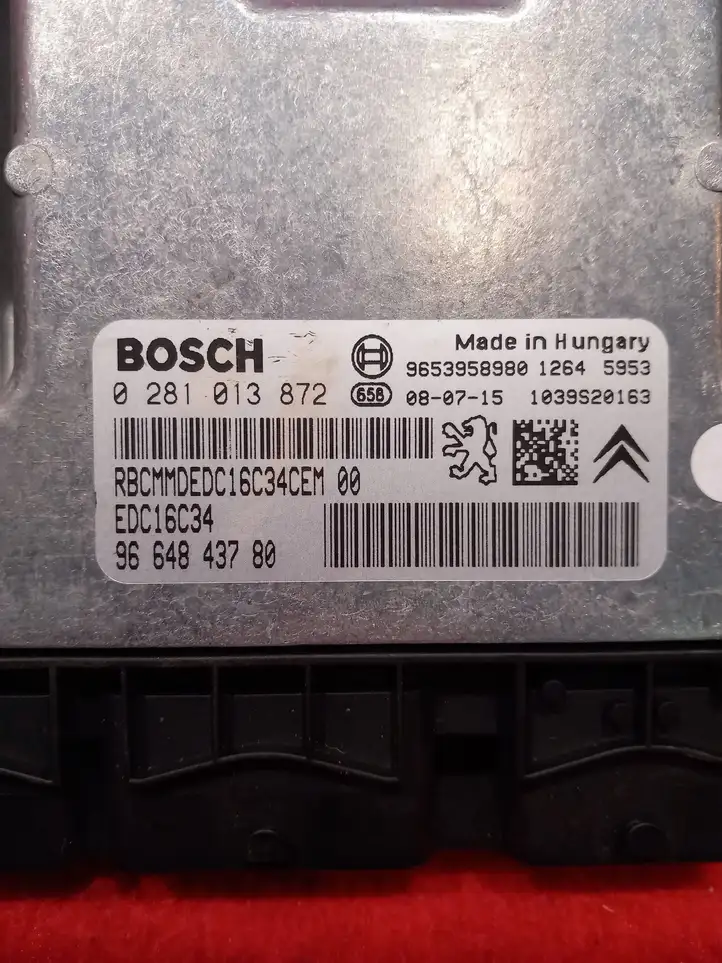 Citroen C5 (2004 - 2008)  9664843780 Блок управления двигателя