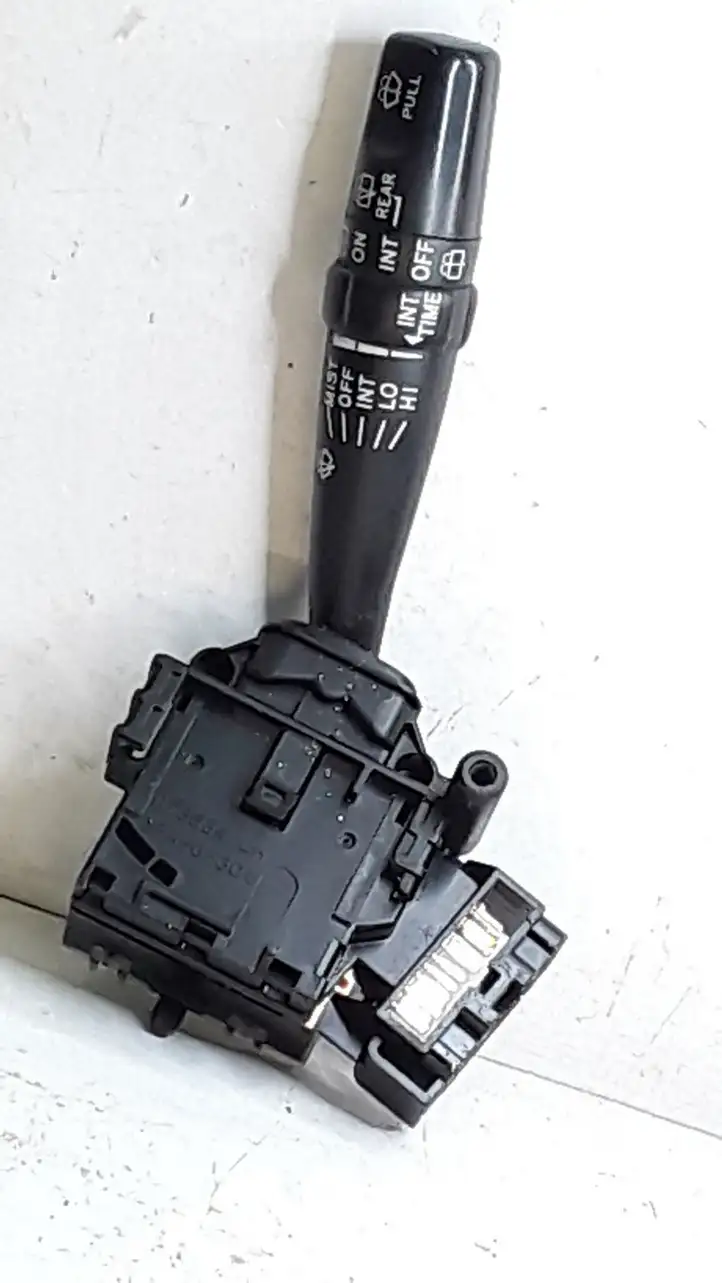 Toyota Avensis Verso (2001 - 2004) 173654 Переключатель стеклоочистителей — фото 4