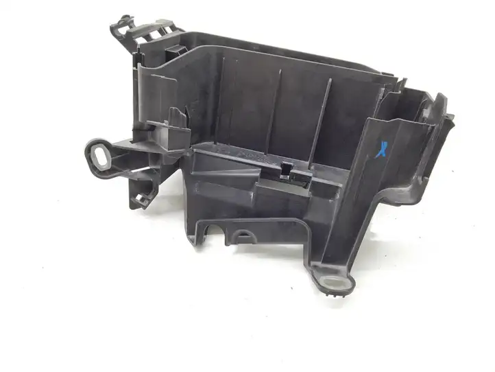 Mercedes-Benz CLA C117,X117,W117 (2013 - 2019) A2465400024 Блок предохранителей (комплект) — фото 7