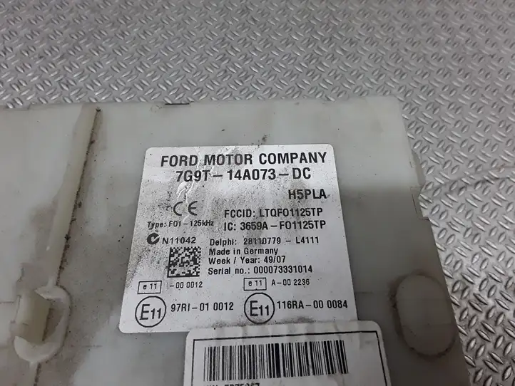 Ford Mondeo MK IV (2007 - 2014) 7G9T14A073DC Блок предохранителей — фото 3