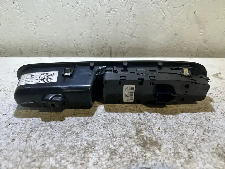 Mini Cooper Countryman R60 (2010 - 2016) 9289622 Блок кнопок на панели — фото 2