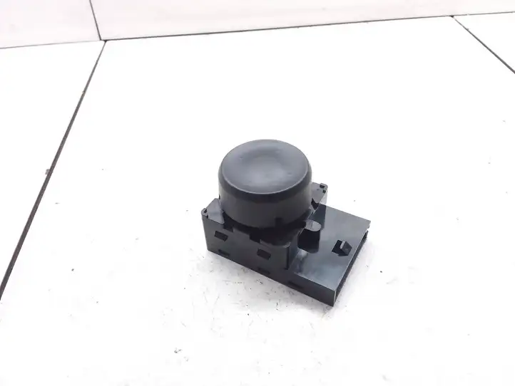 Opel Insignia A (2008 - 2017)  13285104 Включатель (включатели) памяти