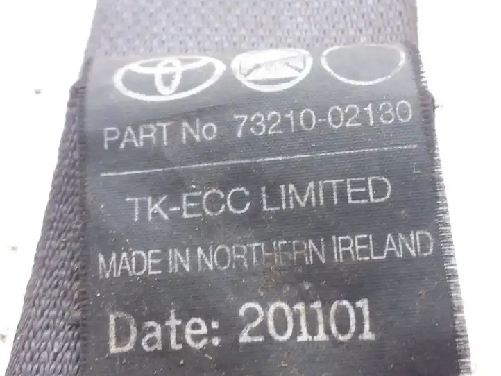 Toyota Corolla E120 E130 (2000 - 2004) 7321002130 Передний ремень безопасности — фото 4
