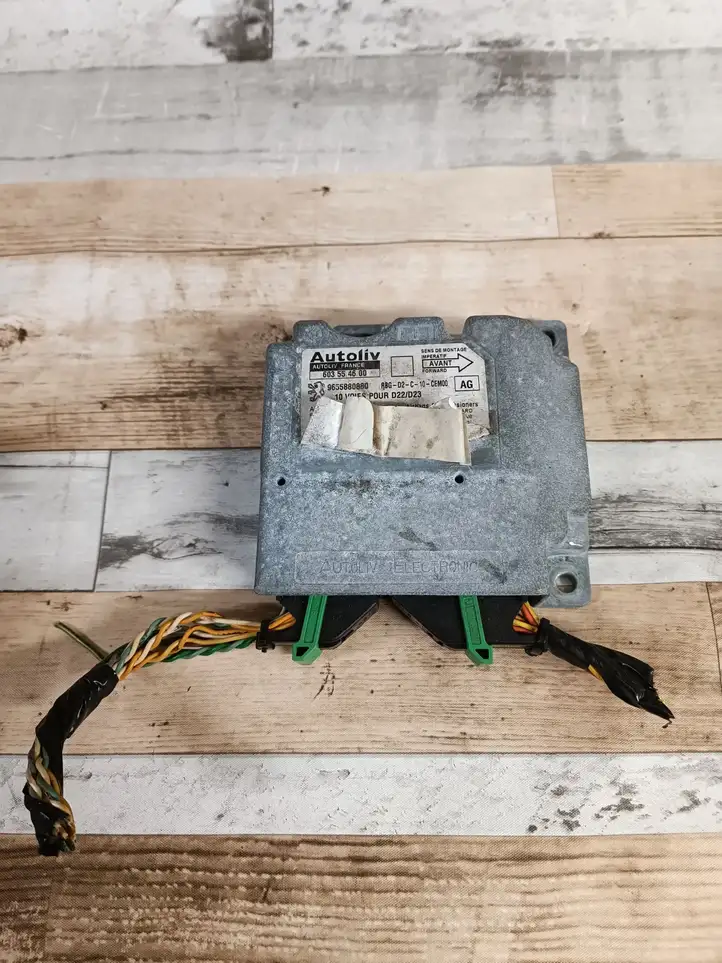 Peugeot 407 (2004 - 2011) 9655880880 Блок управления SRS — фото 1