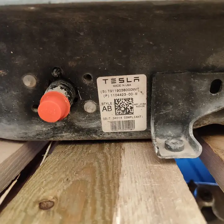 Tesla Model 3 (2017 - 2023) 110442300M Аккумулятор гибридного / электрического автомобиля — фото 1