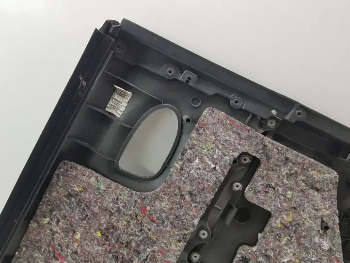 Toyota Yaris (2005 - 2009) 676300D400C0 Обшивка задней двери — фото 7