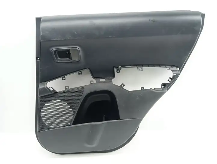 Mitsubishi Outlander (2007 - 2012) 7222A390XAQ Обшивка задней двери — фото 1