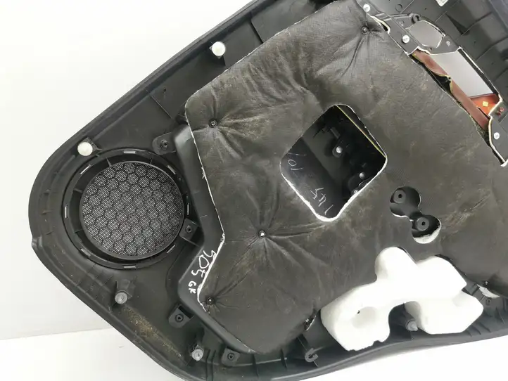 Opel Antara (2011 - 2017) 96662255 Обшивка задней двери — фото 11