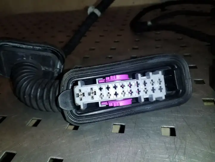 Chevrolet Orlando (2010 - 2015)  95186913 Проводка задних дверей