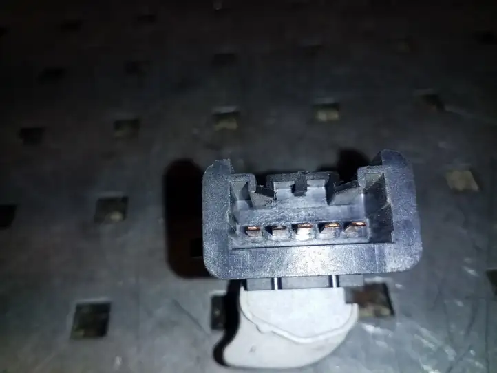 Honda CR-V (2004 - 2006) M20013 Кнопка стеклоподъемников — фото 2