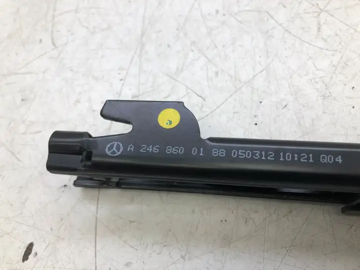 Mercedes-Benz B-class W246 (2011 - 2014)  A2468600180 Электродвигатель регулировки высоты ремня безопасности