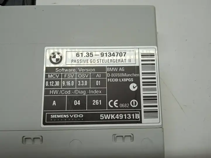 BMW X5 E70 (2006 - 2013) 5WK49131B Блок бесключевого доступа — фото 4
