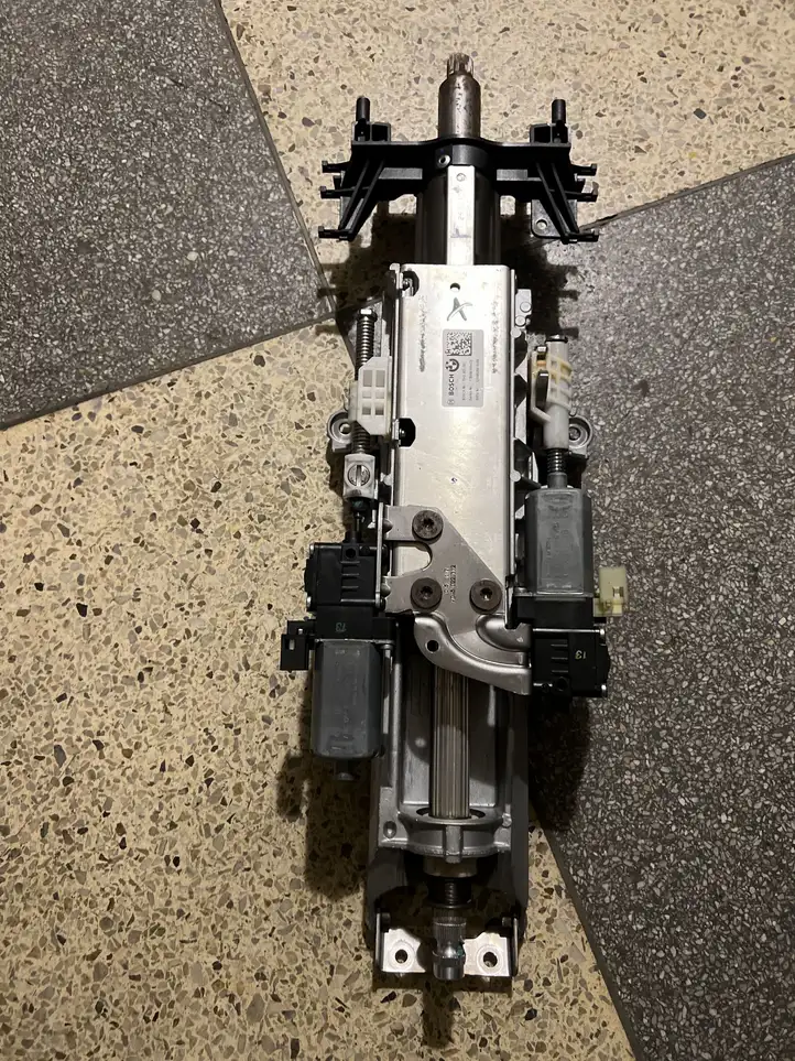 BMW 5 G30 G31 (2016 - ) 7045955267 Блок управления рулевой рейкой — фото 1