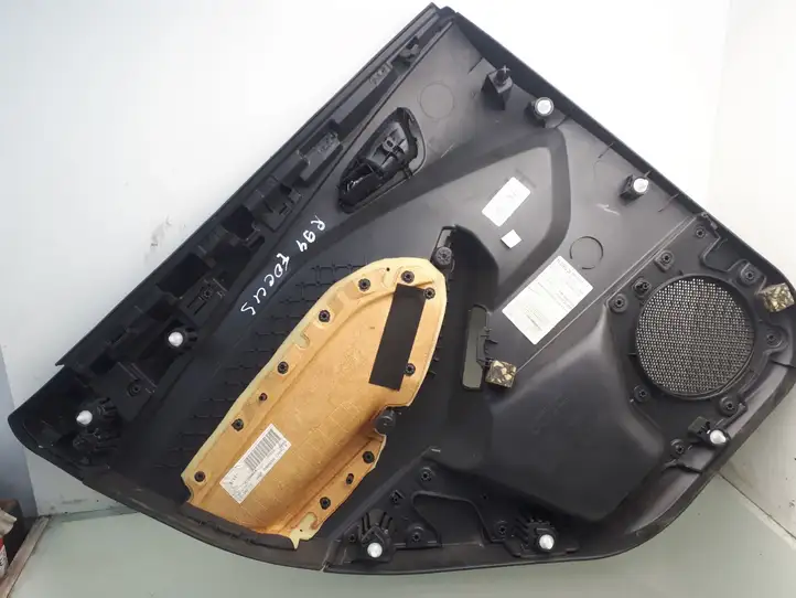 Ford Focus (2011 - 2015) BM51A27407A Обшивка задней двери — фото 1