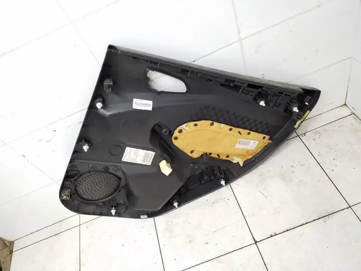 Ford Focus (2011 - 2015) BM51A274007001 Обшивка задней двери — фото 3