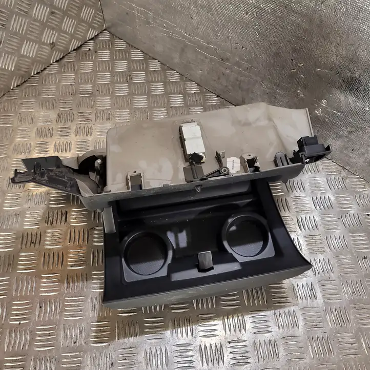 Citroen C4 I Picasso (2006 - 2013) 9654110677 Вещевой ящик — фото 1