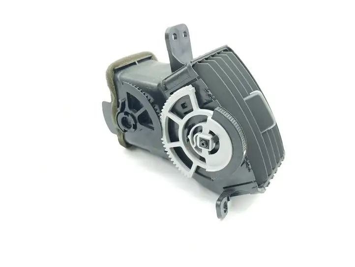 Toyota Corolla Verso AR10 (2004 - 2009) 5565064010 Боковой воздушный дефлектор — фото 2