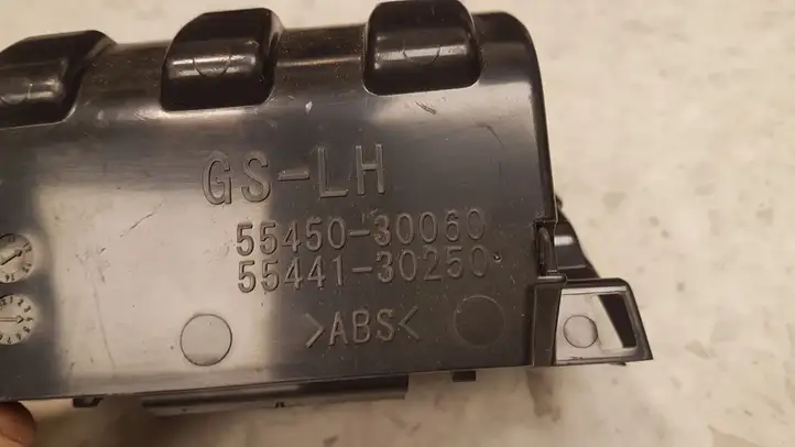 Lexus GS250 300 350 300h 450h (2011 - 2015) 5545030060 Вещевой ящик — фото 2