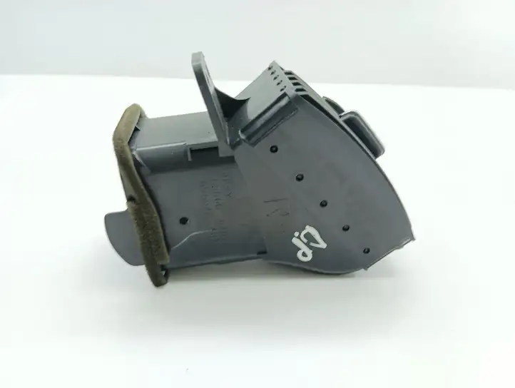 Toyota Corolla Verso AR10 (2004 - 2009)  5566064010 Боковая воздушный дефлектор