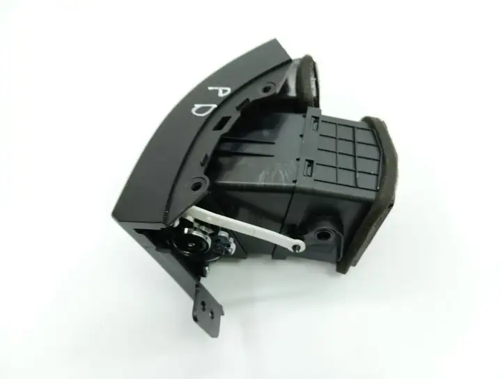 Hyundai Santa Fe (2009 - 2012) 974802B900 Боковой воздушный дефлектор — фото 4