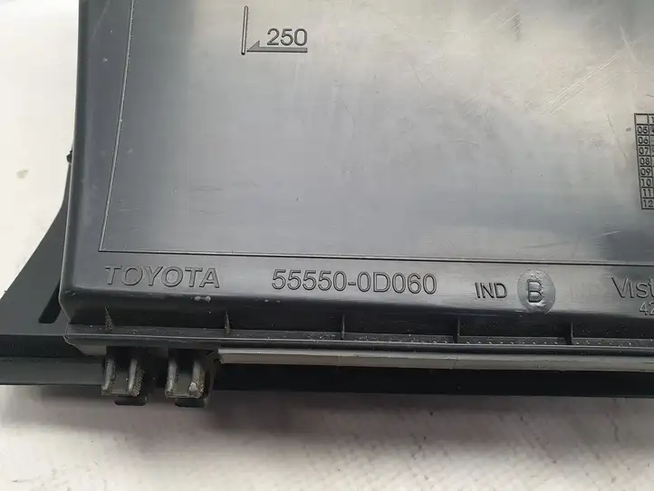 Toyota Yaris (2005 - 2009) 555500D060 Вещевой ящик — фото 4