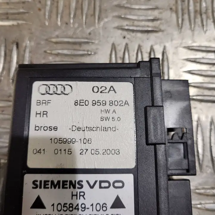 Audi A4 S4 B6 8E 8H (2000 - 2006) 8E0959802A Стеклоподъемник задней двери — фото 2
