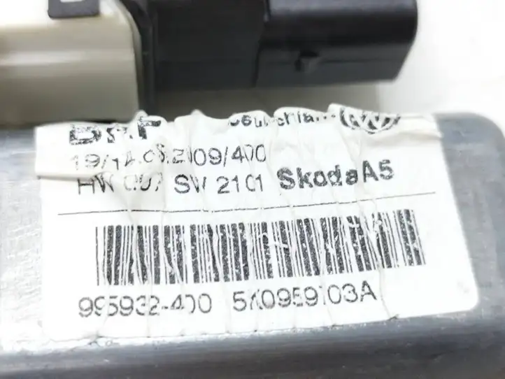 Skoda Octavia Mk2 (1Z) (2004 - 2013) 5K0959103A Стеклоподъемник задней двери — фото 8