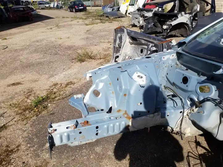 Jaguar XF X250 (2007 - 2015)   Передняя четверть